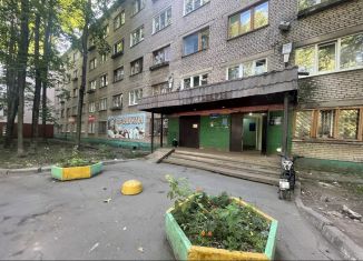 Сдается в аренду комната, 14 м2, Череповец, улица Сталеваров, 28