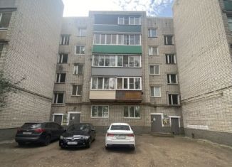 Продажа 3-комнатной квартиры, 65 м2, Татарстан, улица Гоголя, 43