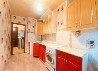 Продам 1-ком. квартиру, 30 м2, Новомосковск, Шахтёрская улица, 2