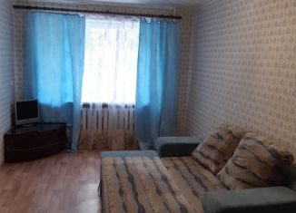 Сдам в аренду двухкомнатную квартиру, 41 м2, Кумертау, улица Пушкина, 14