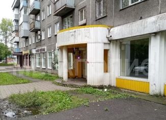 Сдается в аренду торговая площадь, 367 м2, Новокузнецк, проспект Дружбы, 42