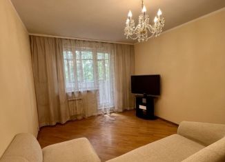 Аренда 2-ком. квартиры, 50 м2, Москва, СЗАО, Таллинская улица, 24