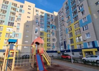 Продам квартиру студию, 30.4 м2, Волгоград, улица имени Комиссара Милиции Бирюкова, 11, Советский район