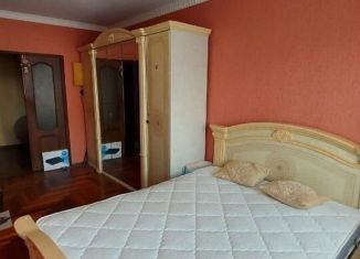 Продам 3-комнатную квартиру, 65 м2, Нальчик, проспект Кулиева, 6