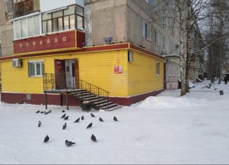 Продаю торговую площадь, 91.7 м2, Губаха, Октябрьский проспект, 14