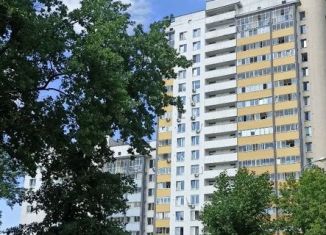 Продам 3-комнатную квартиру, 75.3 м2, Екатеринбург, улица Баумана, 35, метро Уралмаш