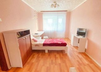 Продается 2-ком. квартира, 45.5 м2, Оренбург, улица Дружбы, 4