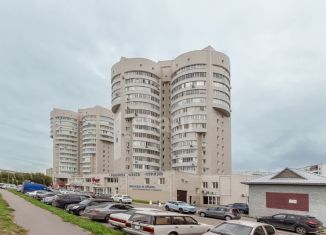 Продам 2-комнатную квартиру, 65 м2, Барнаул, улица Малахова, 119