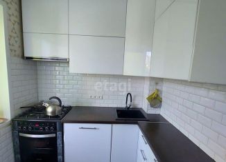 Продажа 2-комнатной квартиры, 45 м2, Барнаул, улица Юрина, 114