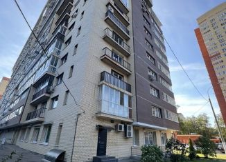 Продажа 2-ком. квартиры, 60 м2, Московская область, улица Урицкого, 10