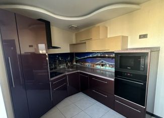 Продам 4-ком. квартиру, 90.4 м2, Барнаул, Павловский тракт, Индустриальный район