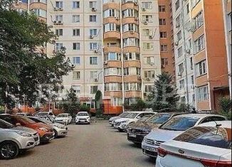 Продам 2-комнатную квартиру, 60 м2, Ростовская область, улица Мильчакова, 45