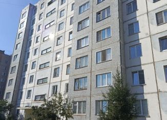 Продам трехкомнатную квартиру, 63.6 м2, Кировская область, улица Космонавта Владислава Волкова, 5к2