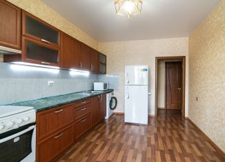 Продажа 3-ком. квартиры, 90 м2, Амурская область, Красноармейская улица, 123