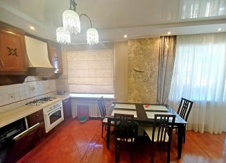 Аренда четырехкомнатной квартиры, 95 м2, Ярославль, улица Суркова, 7