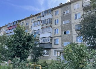 Продается двухкомнатная квартира, 47.2 м2, Троицк, Сибирская улица, 30