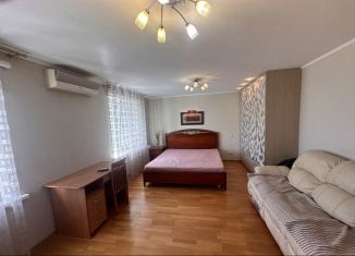 Сдам 1-ком. квартиру, 44 м2, Хабаровский край, улица Гоголя, 43