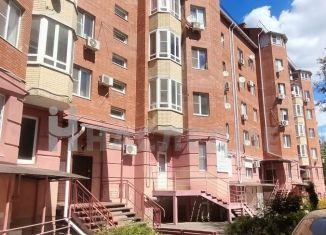 Продажа 2-ком. квартиры, 71 м2, Волгодонск, улица Ленина, 111