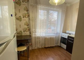 Продается двухкомнатная квартира, 42.2 м2, посёлок Моревка, улица Победы, 11