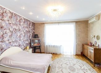 Продаю 5-комнатную квартиру, 221.1 м2, Тюмень, улица Челюскинцев, 29