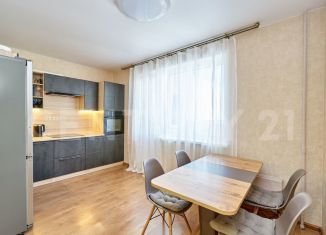 Продается 2-комнатная квартира, 60 м2, Пермь, улица Макаренко, 18, ЖК Сирень