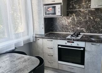 Сдается 5-ком. квартира, 43 м2, Хабаровский край, Путевая улица, 12В