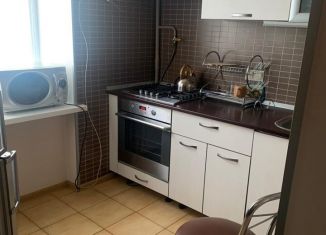 3-ком. квартира в аренду, 60 м2, Азов, Севастопольская улица, 27