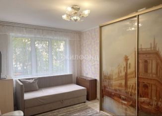 Продается трехкомнатная квартира, 59 м2, Новосибирск, Выборная улица, 106