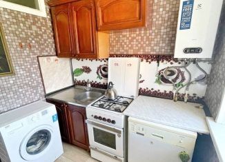 Продам 2-комнатную квартиру, 42 м2, Ликино-Дулёво, Коммунистическая улица, 56