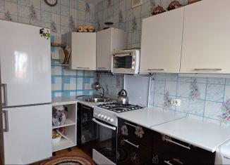 Продам 2-комнатную квартиру, 42 м2, Ижевск, Ленинский район, улица Крылова, 53