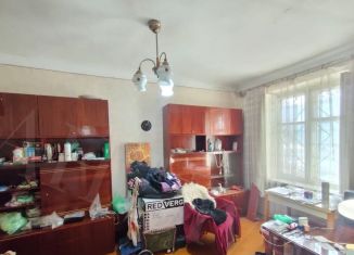 Продается 2-комнатная квартира, 35.7 м2, Будённовск, Октябрьская улица, 74