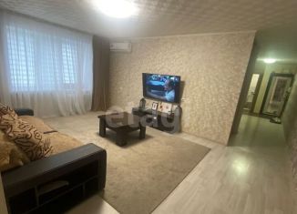 Продажа 4-ком. квартиры, 80 м2, Татарстан, улица Комарова, 35А