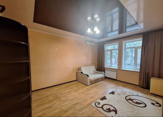 Аренда 2-комнатной квартиры, 47 м2, Таганрог, улица Щаденко, 20Б