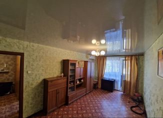 Продается трехкомнатная квартира, 67 м2, Ростовская область, улица Радио, 54