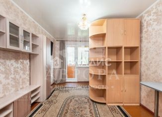 Продажа 2-комнатной квартиры, 44.5 м2, Магнитогорск, улица Доменщиков, 11