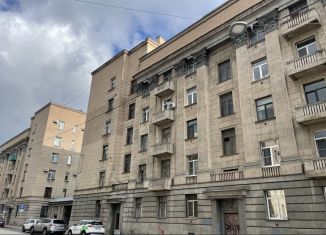 Сдам в аренду четырехкомнатную квартиру, 89 м2, Санкт-Петербург, улица Чапыгина, 5Б, метро Петроградская