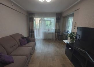 Продается 3-ком. квартира, 58 м2, Ангарск, 6-й микрорайон, 12