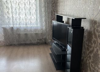 2-ком. квартира в аренду, 56 м2, Майкоп, улица Димитрова, 2А