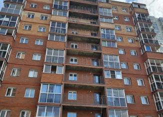 Сдаю в аренду 2-комнатную квартиру, 52 м2, Иркутск, Киренская улица, 48/2