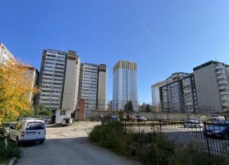 Продажа гаража, 18 м2, Екатеринбург, метро Машиностроителей, улица Калинина, 10А