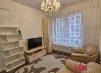 Сдаю 1-ком. квартиру, 38 м2, Москва, Олонецкая улица, 6, метро Отрадное