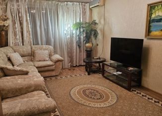 Сдается 4-ком. квартира, 100 м2, Ростов-на-Дону, Таганрогская улица, 124/3