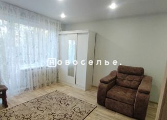 Продаю 1-комнатную квартиру, 32 м2, поселок Павловка, улица Кузнецова, 3