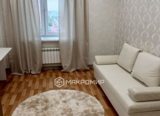 Продажа 2-ком. квартиры, 57 м2, Казань, улица Юлиуса Фучика, 49