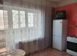 Сдам 2-ком. квартиру, 65 м2, Хабаровск, улица Карла Маркса, 99Б