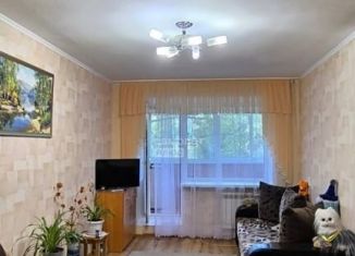 Продам 2-ком. квартиру, 44 м2, Республика Башкортостан, улица Фрунзе, 1