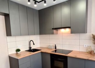 Продажа 2-ком. квартиры, 38 м2, Саратов, улица имени Николая Сдобнова, 7