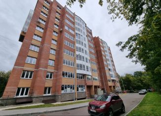 Сдается 2-ком. квартира, 65 м2, Красноярск, улица Баумана, 6, Октябрьский район