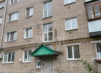 Продается 2-ком. квартира, 41 м2, Ковров, Комсомольская улица, 32