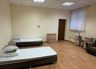 Сдается в аренду 2-ком. квартира, 40 м2, Свердловская область, Коммунальная улица, 2